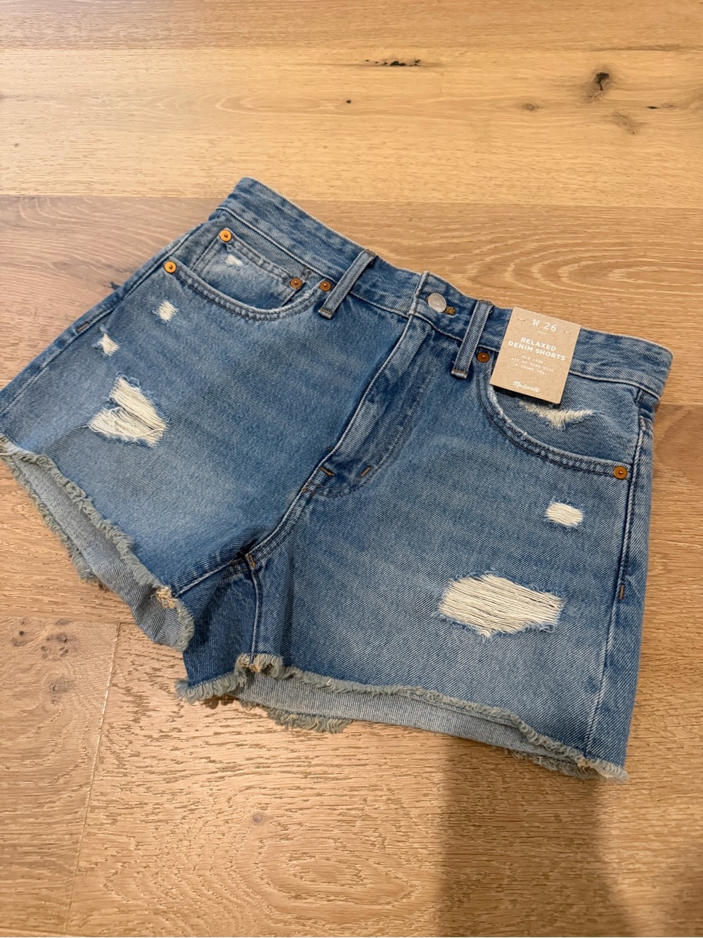 Madewell 
Relaxed Denim Shorts in Renfield Wash: Destructed Edition - Picture 5 of 9